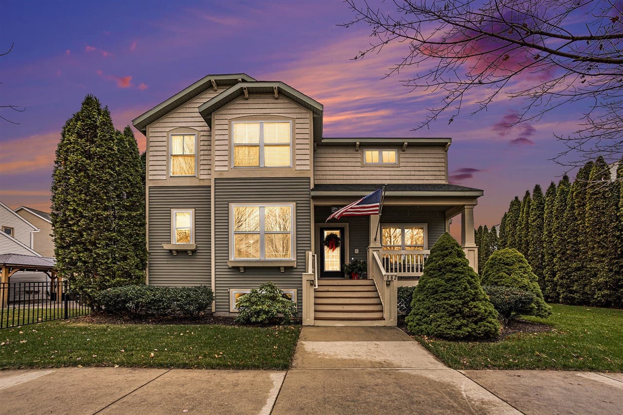 562 Brookstone Street