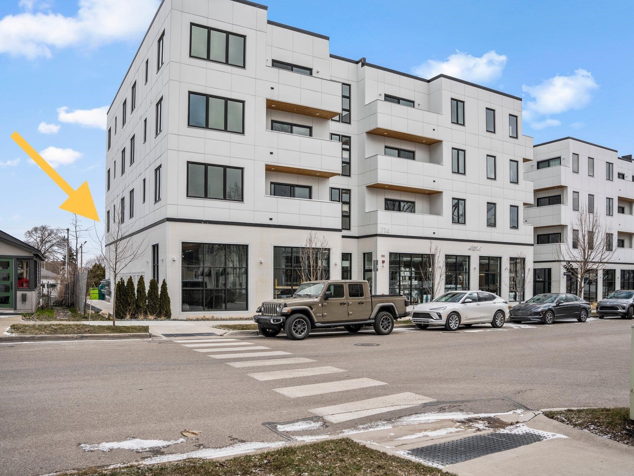 714 Randolph Street 205