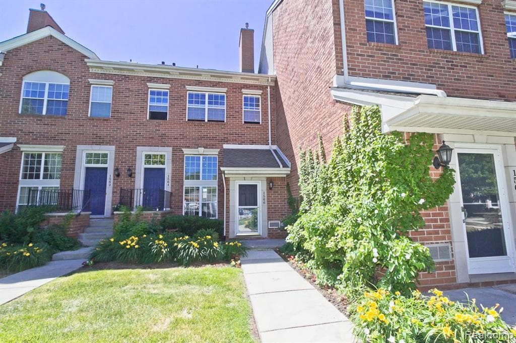 1566 MARYLAND CLUB Drive