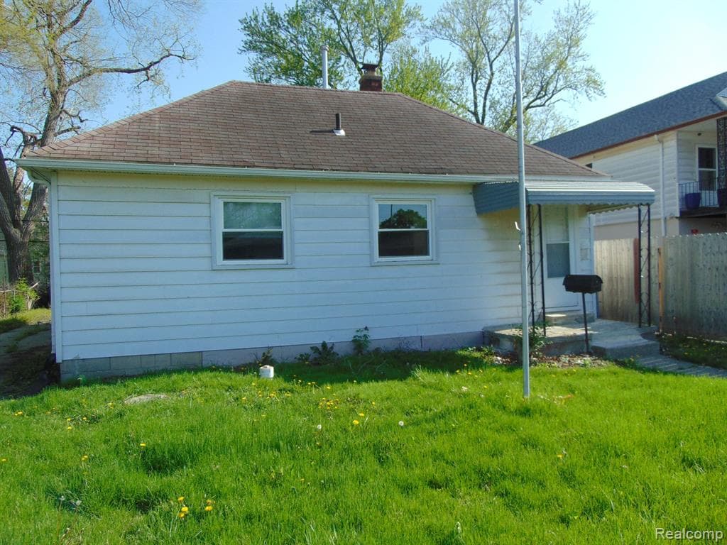 15338 STEPHENS Drive