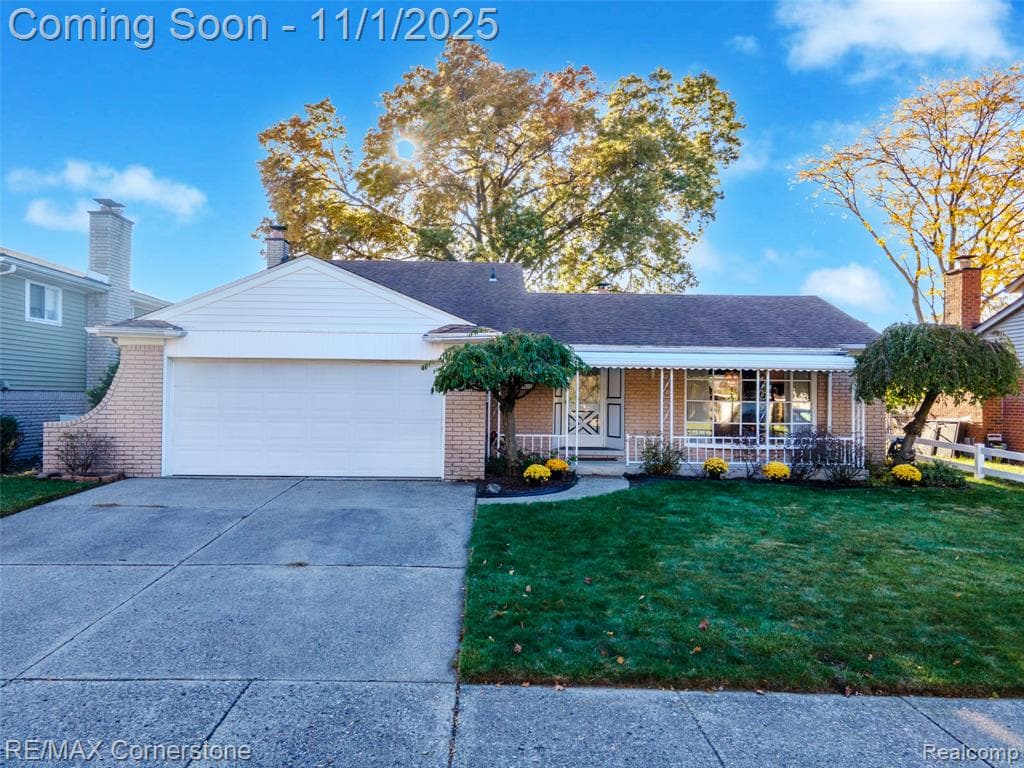 2232 Wilshire Street