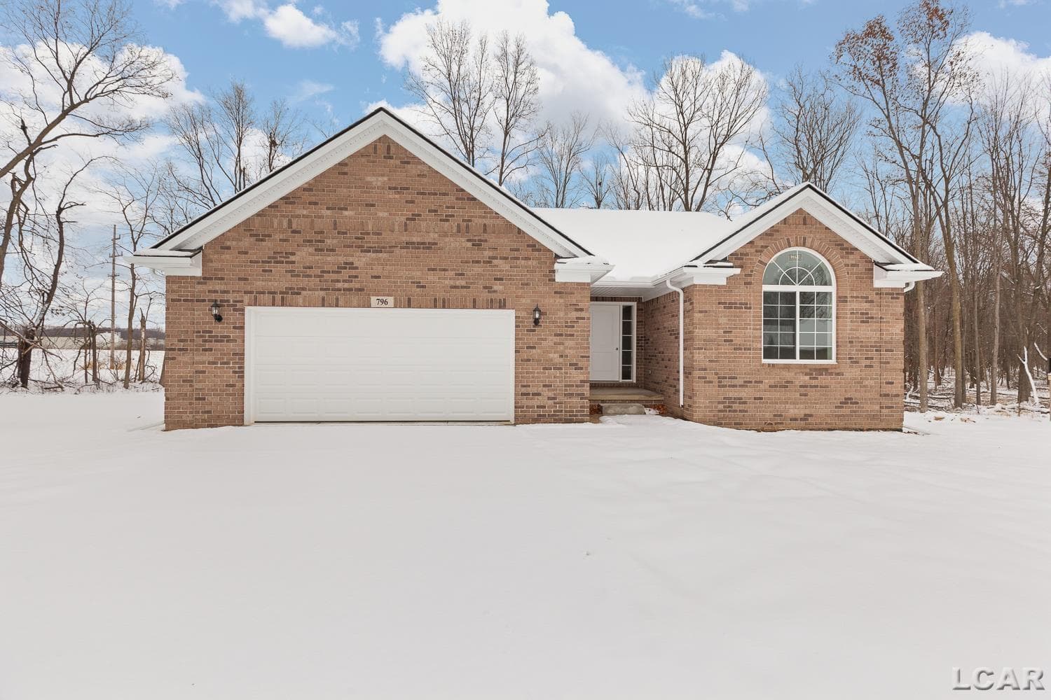 796 War Bonnet Drive