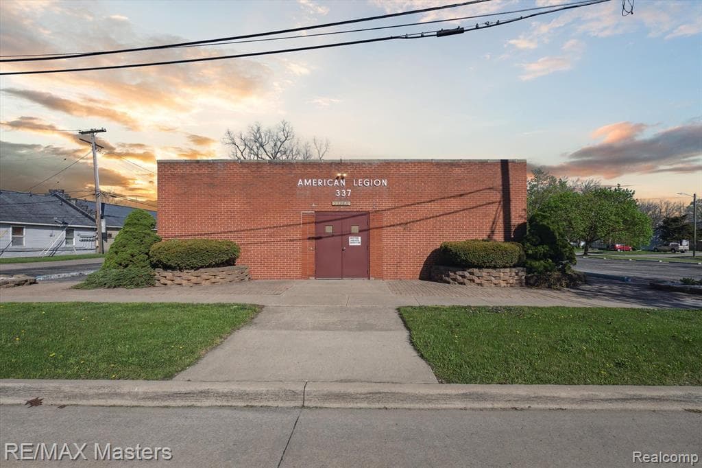 28614 Division Street