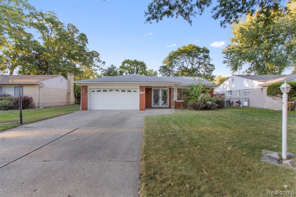 24840 Thorndyke Street