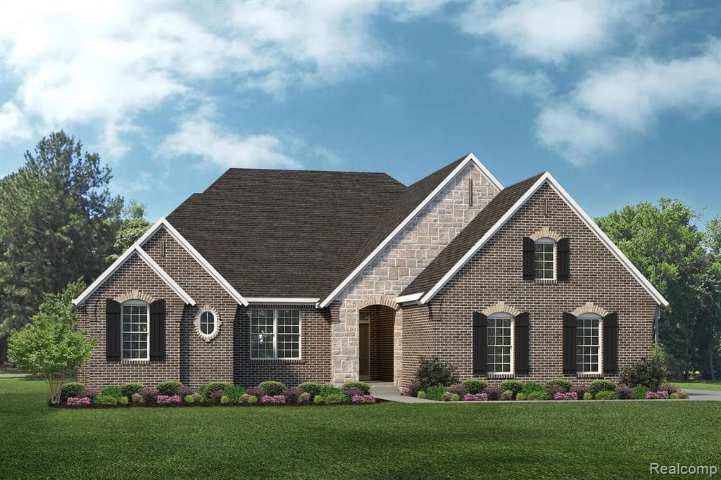 3753 KINSLEY Boulevard