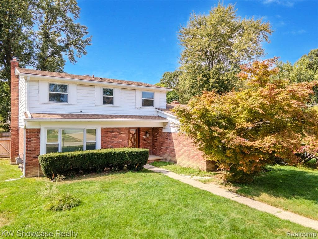 29809 N Bedford Street