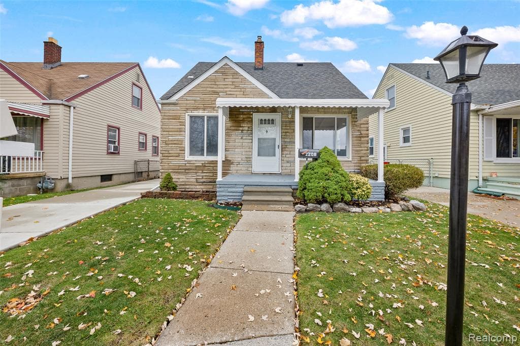 2208 London Avenue