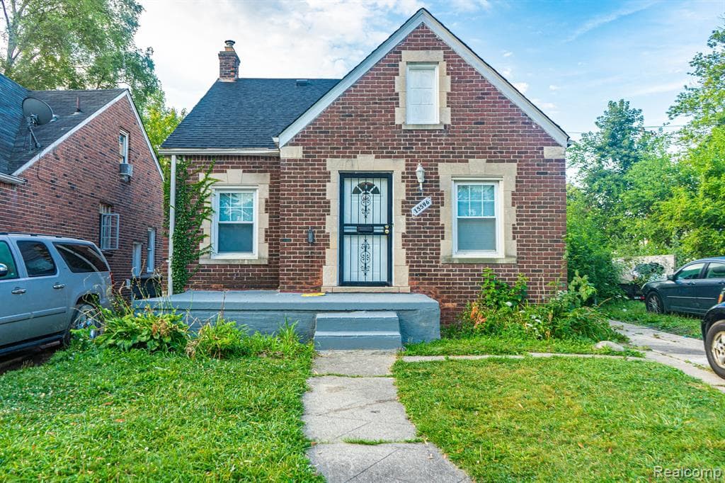 15596 EASTWOOD Street