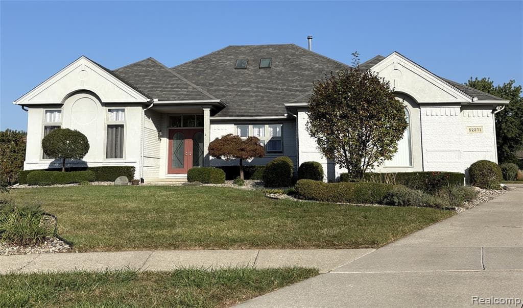 52271 Buckskin Drive