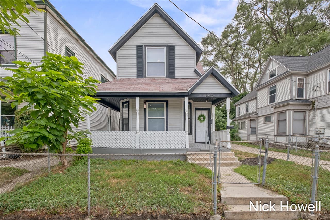 1050 Lafayette Avenue