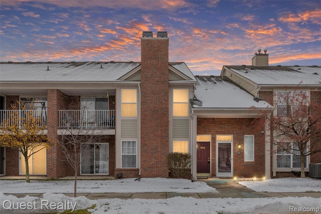 15472 Claremont Drive