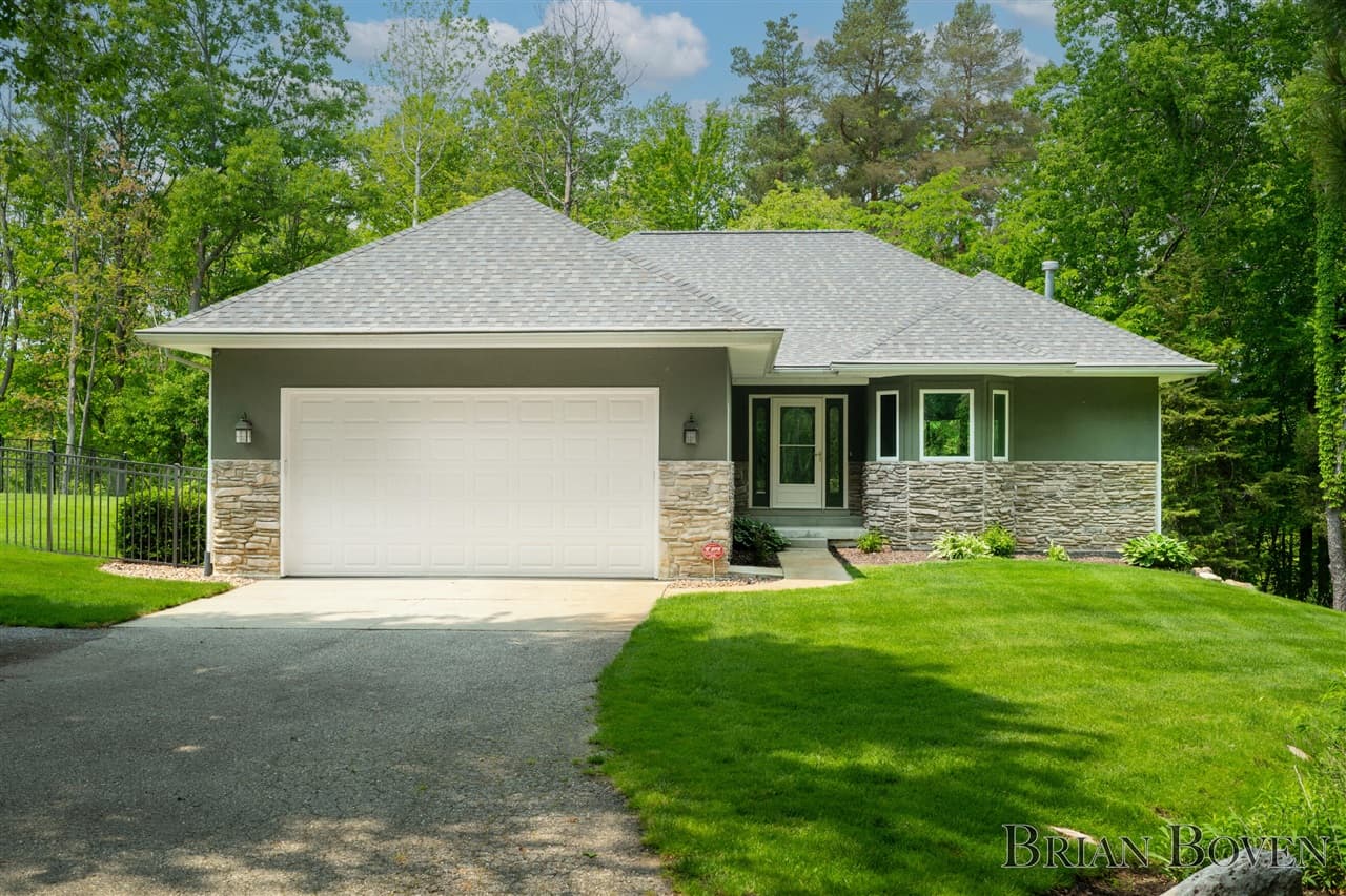 6817 Martin View Street