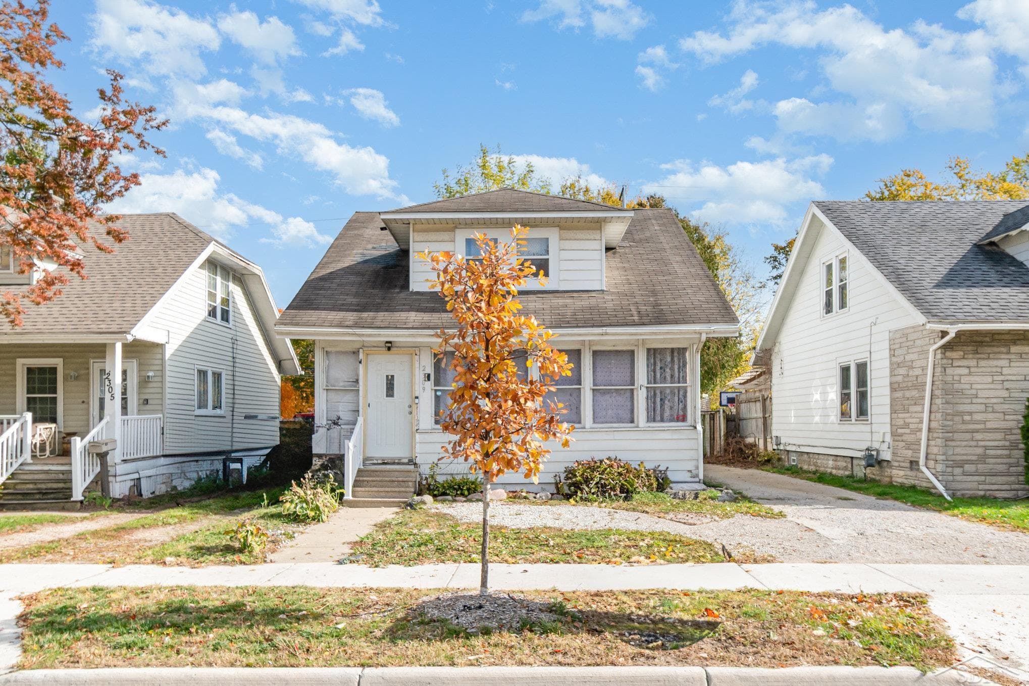 2309 S Pennsylvania Avenue