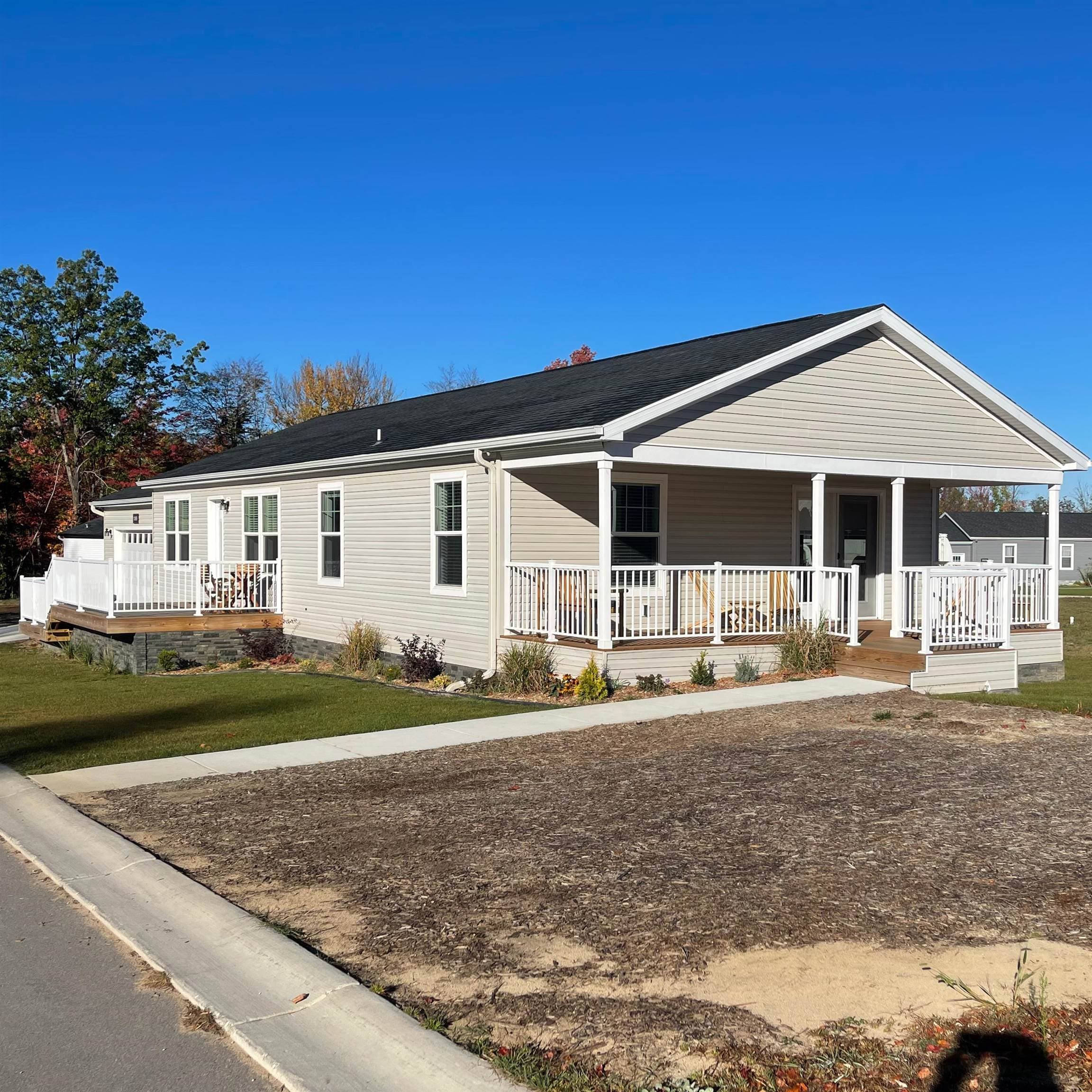 1399 New Horizons Trail Lot: 23