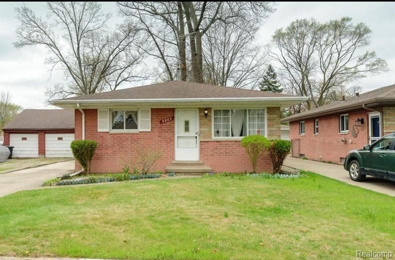 5865 N N parent Street