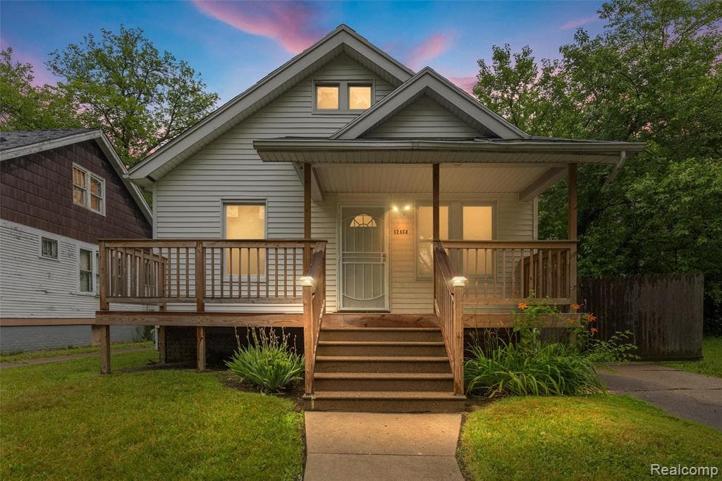 12658 Waltham Street