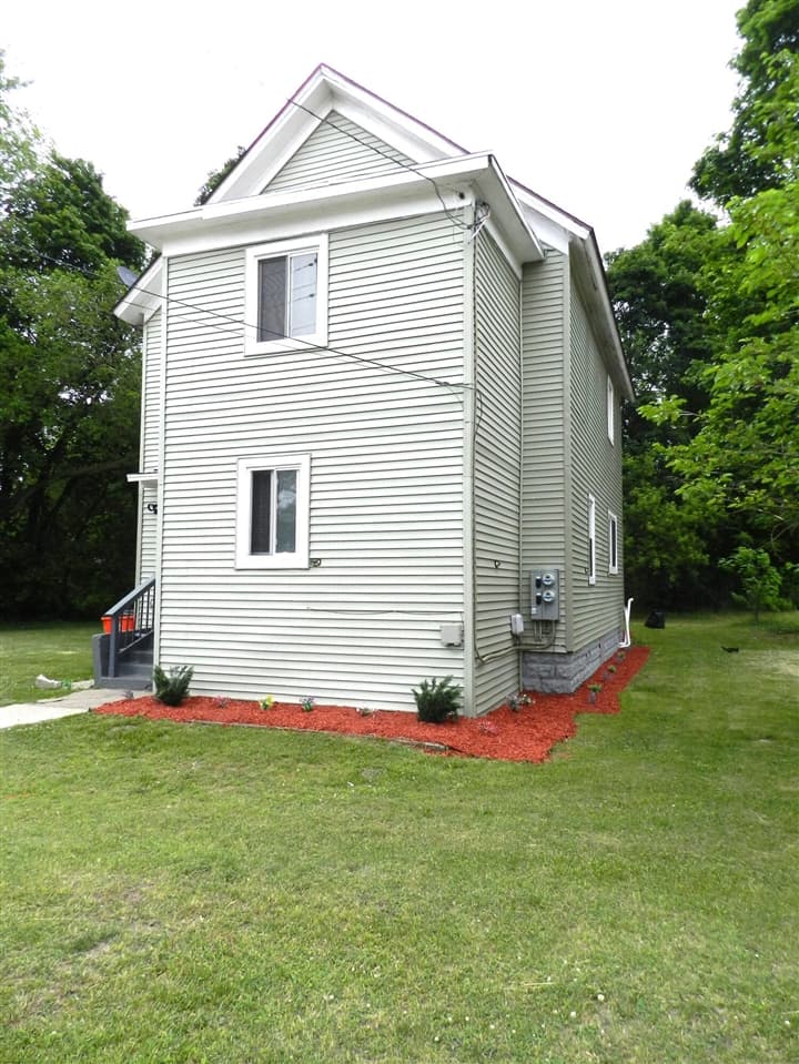 391 Pipestone Street