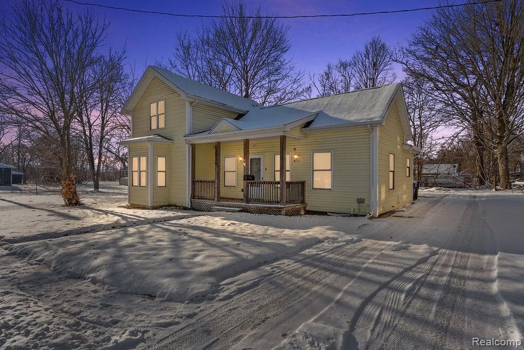 1114 S Grand Traverse St