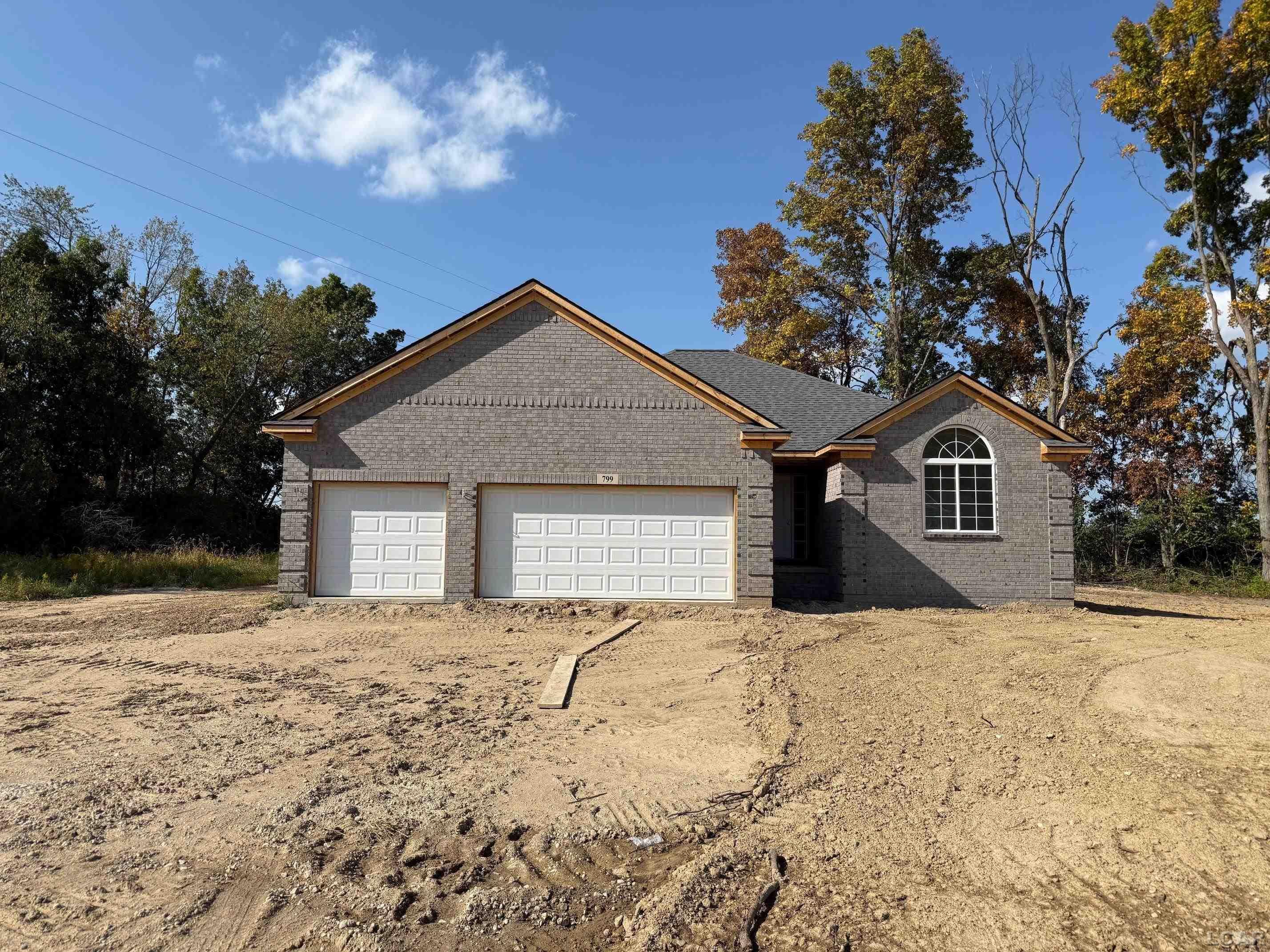 799 War Bonnet Drive