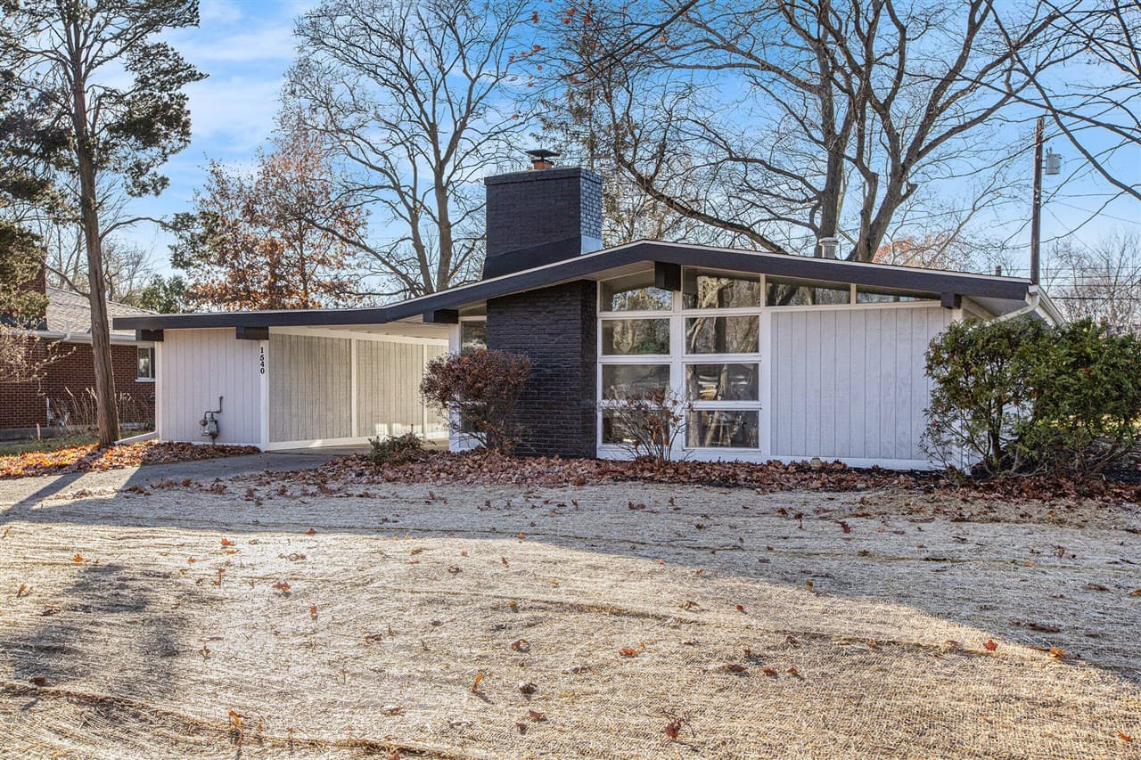 1540 Westfield Avenue