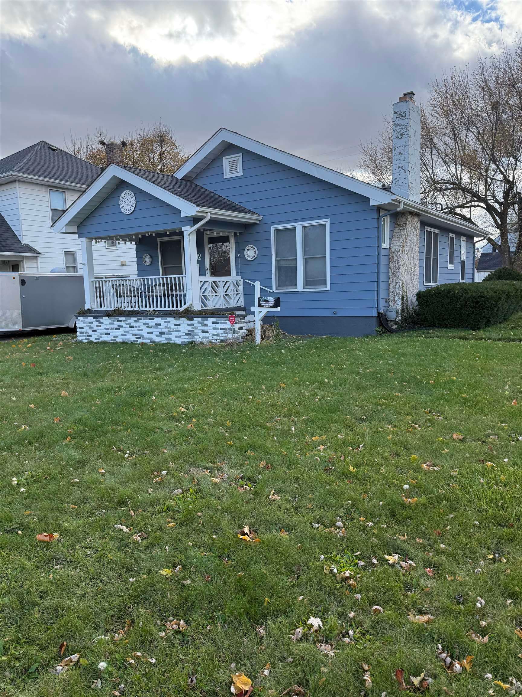 1402 Woodcroft Avenue