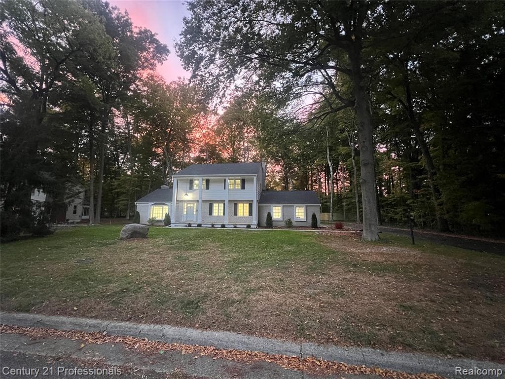 9421 Mapletree Drive