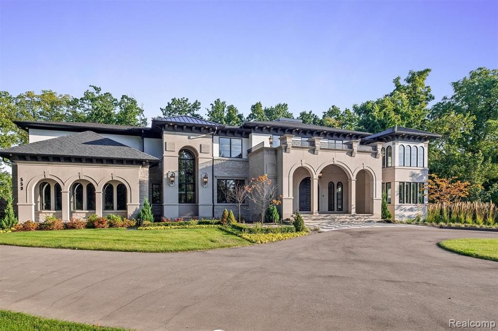 559 Barrington Park Drive