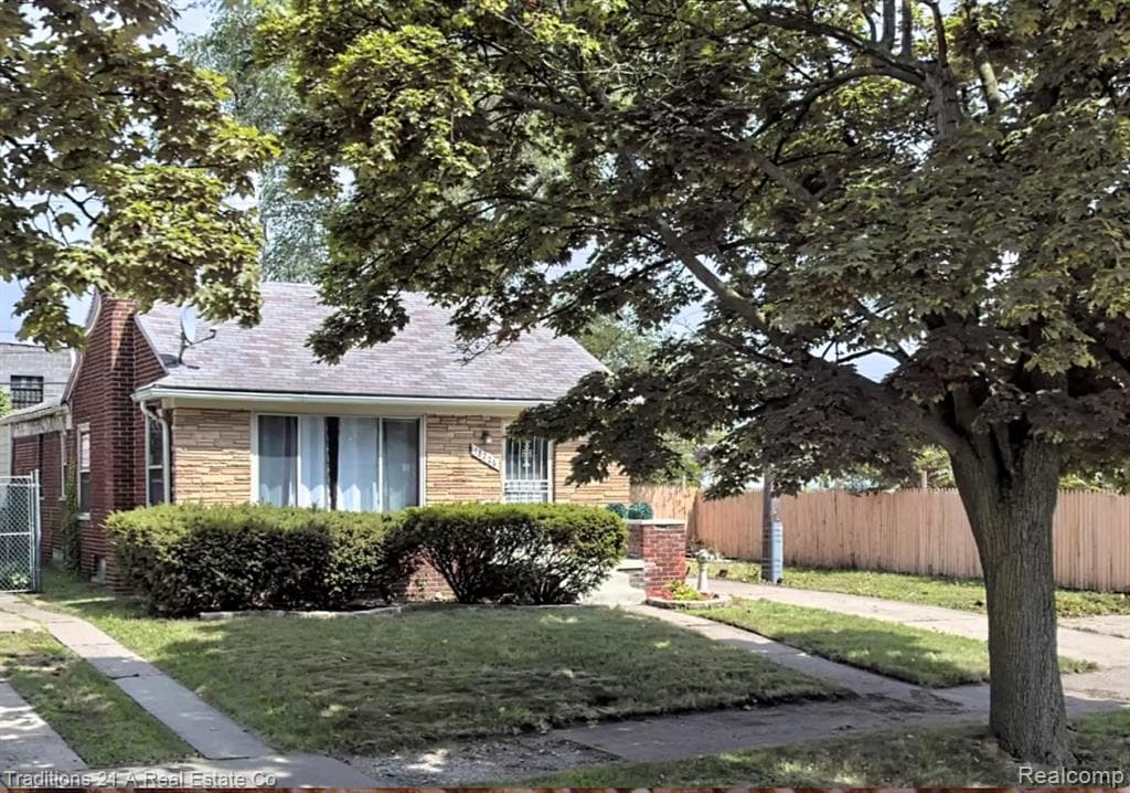 18226 Washburn Street