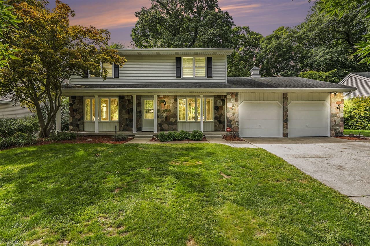 2530 Westbrook Drive