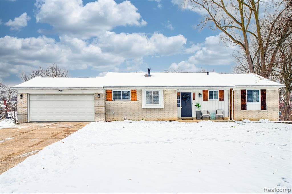 29258 Geraldine Court