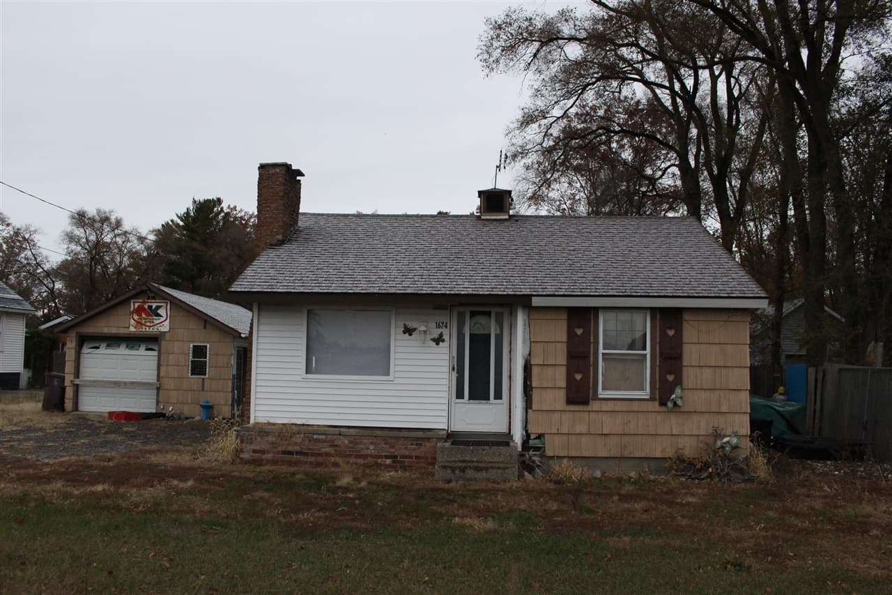 1674 Evanston Avenue