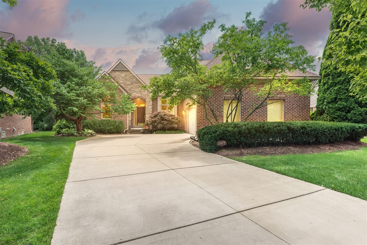 2477 Winged Foot Court