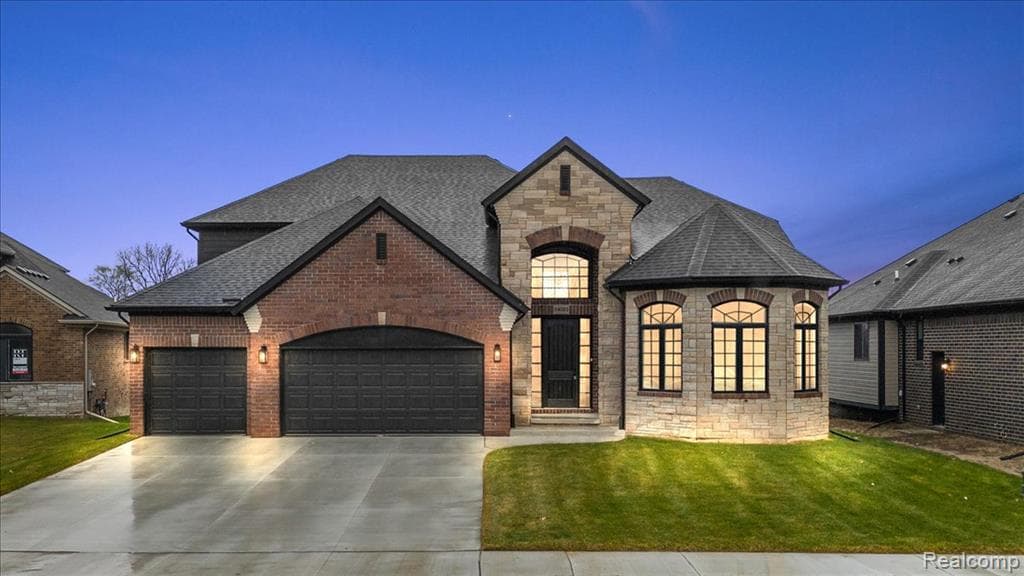 24021 Sawgrass Drive