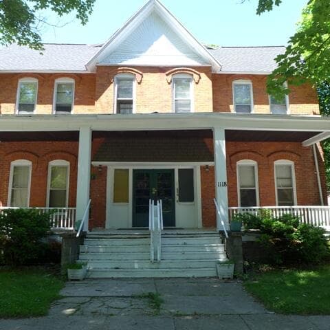 1120 Jefferson Avenue