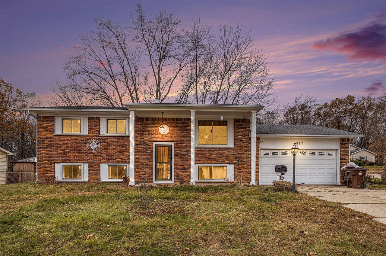 897 N Washington Avenue