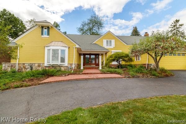 4568 Rolling Ridge Road