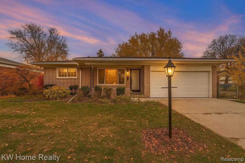 2704 Berkshire Drive