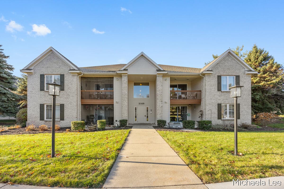 3169 E Crystal Waters Drive 8