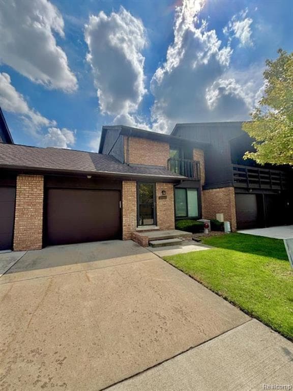 37122 Clubhouse Drive