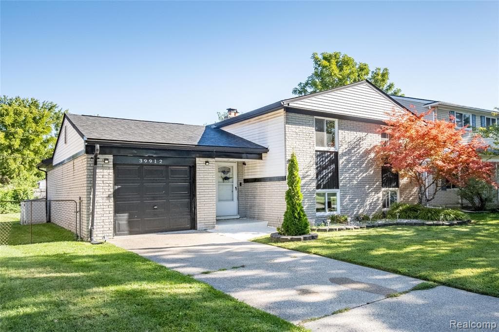 39912 Edmundton Drive