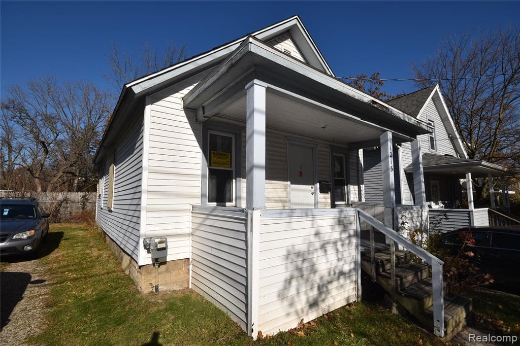 1213 E Kalamazoo Street