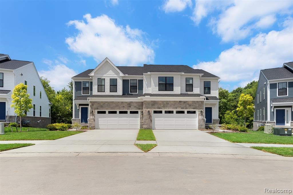 5340 Trail Vista Drive 21