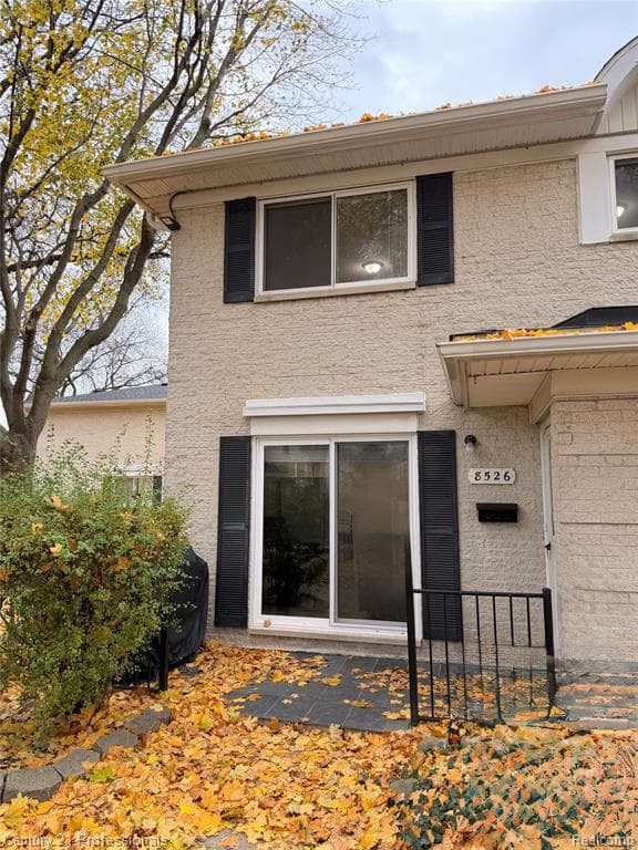 8526 Hampshire Drive