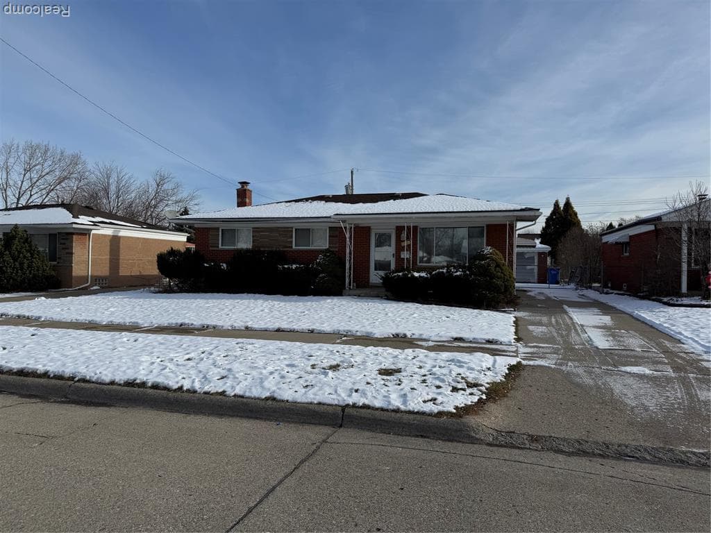 26278 Grobbel Avenue