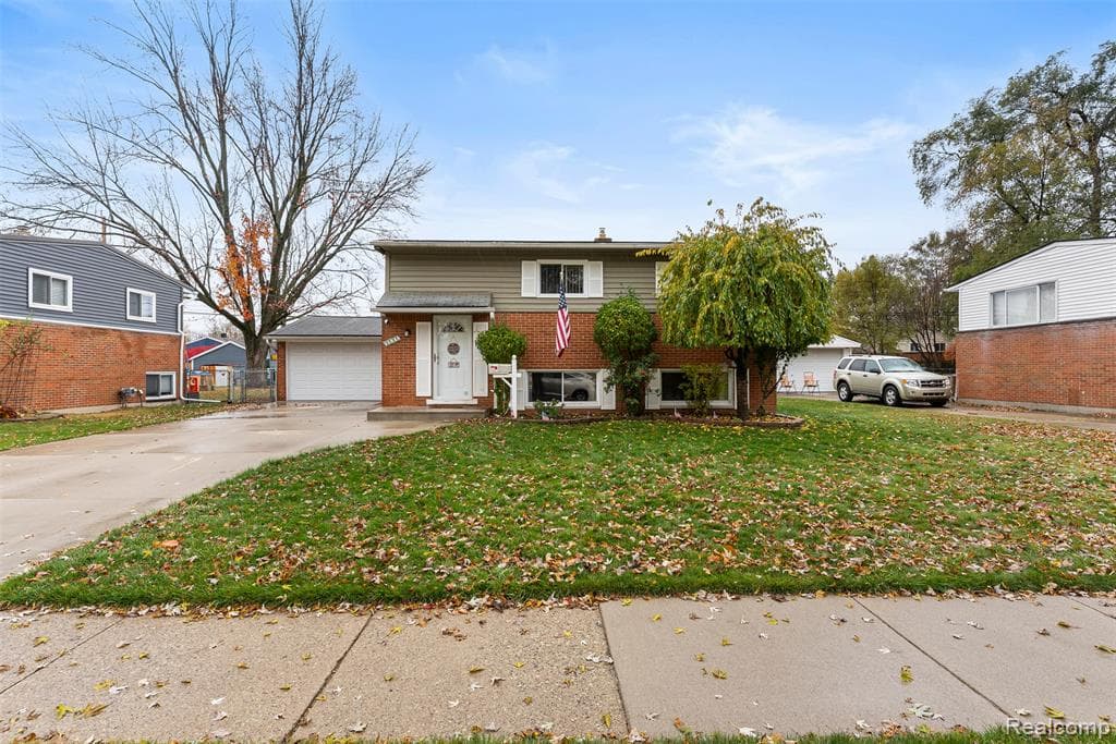 11840 Chattman Drive