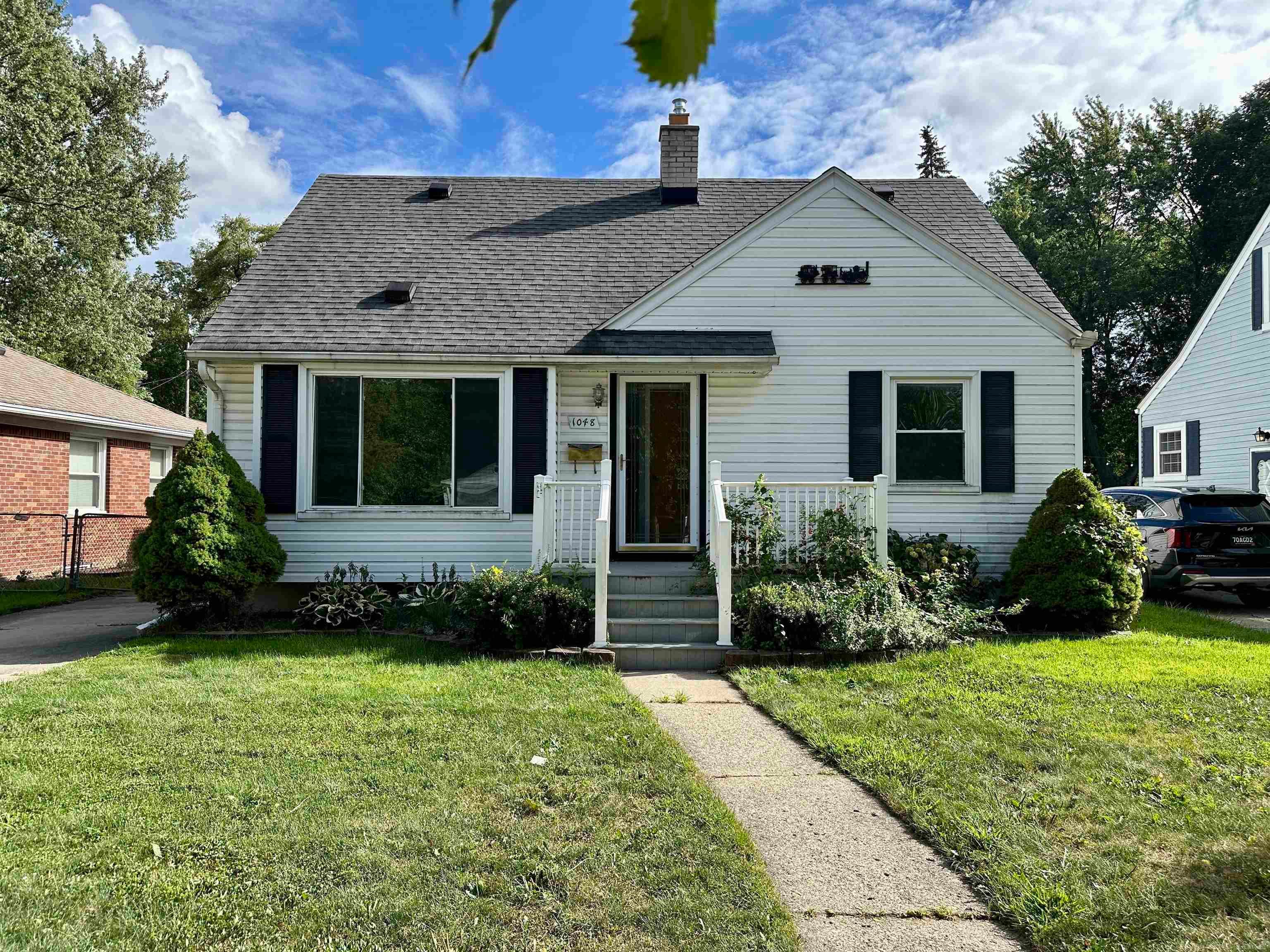 1048 Coolidge Avenue