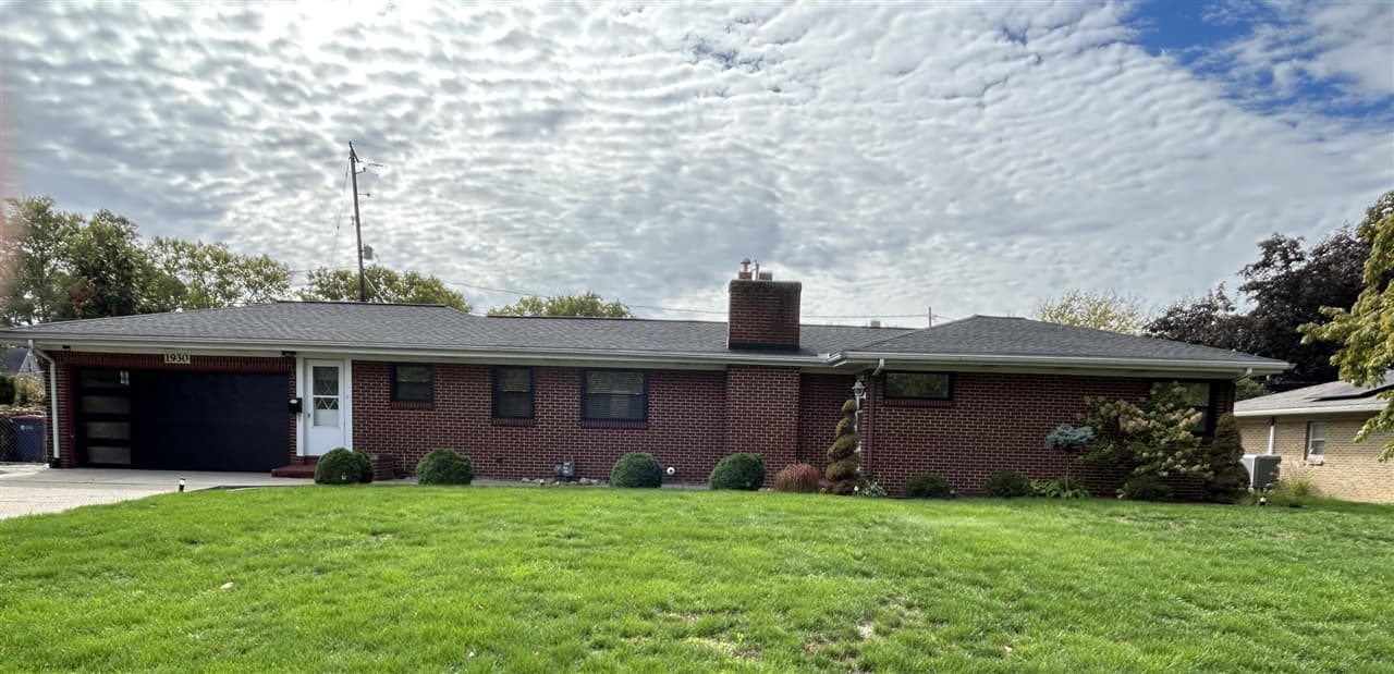 1930 Lake Michigan Drive