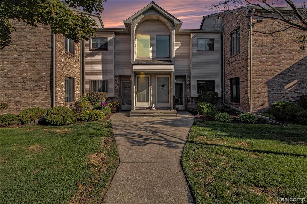 42771 Lilley Pointe Drive