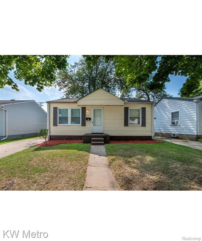 11330 Chalmers Avenue