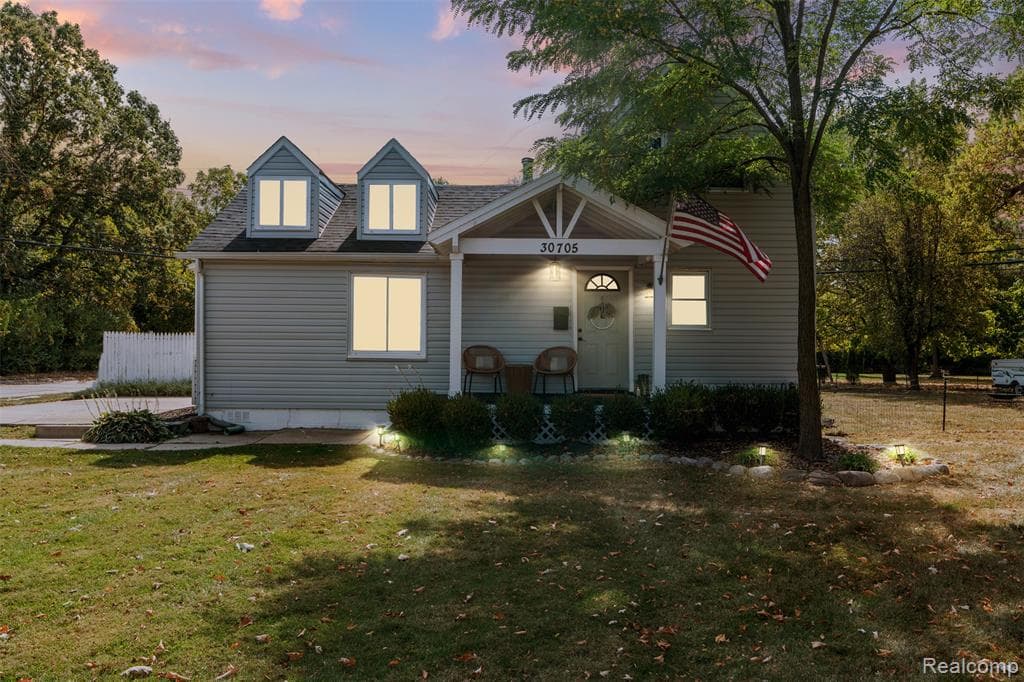 30705 Maplewood Street